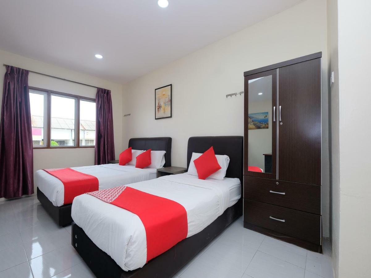 Oyo 1104 Q Hotel 2*
